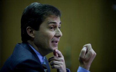 Judecătorul CCR Daniel Morar desfiinţează pragul de prezenţă de 30% la referendum: un român din opt poate decide pentru ceilalţi şapte