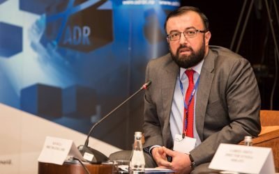 Un sfert din fondurile europene intrate în România, repartizate prin POR. Regionalizarea, soluție propusă pentru o absorbție mai eficientă