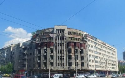 Fostul hotel Dunărea, care va fi transformat în bloc de apartamente, așteaptă de doi ani începerea lucrărilor de reabilitare – PressHub