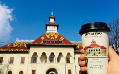 O cafenea din Focșani a imprimat paharele de unică folosință cu imagini stilizate ale monumentelor istorice din oraș – PressHub