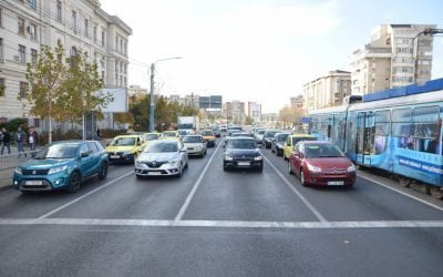 Sute de kilometri de drumuri din Oltenia, reabilitate cu bani de la UE. La Băilești se introduce și transport de călători cu autobuze electrice