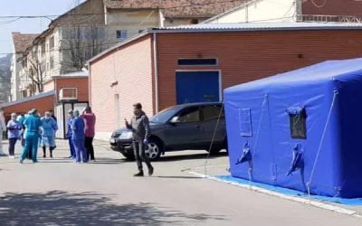 „Nu suntem eroi în halate albe. Am fost sacrificații de serviciu ai sistemului medical. Ne-au trimis în focar ca pe vite la abator”